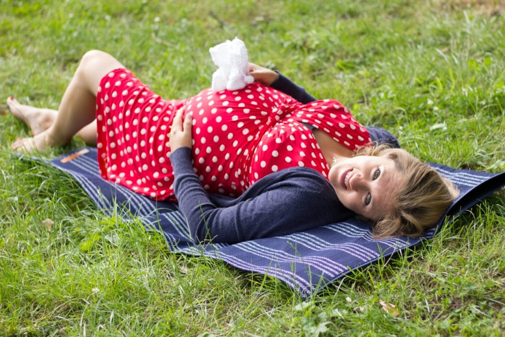 Smiley Day Photography Family Pregnancy bump shoot