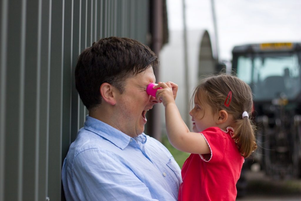 Smiley Day Photography Family Pregnancy bump shoot
